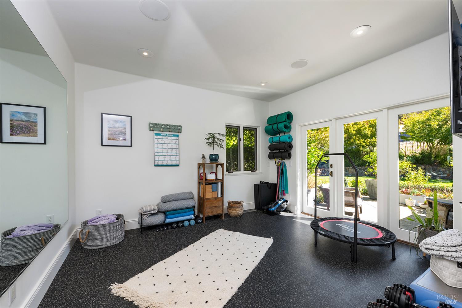 4395 Pine Flat Road Healdsburg, CA 95448 - Photo 30 of 76