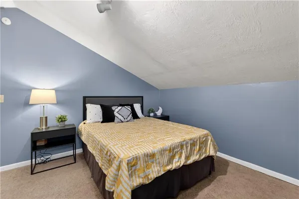 $245,000 | 2901 South 50 Street, Kansas City, KS 66106