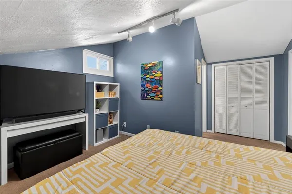 $245,000 | 2901 South 50 Street, Kansas City, KS 66106