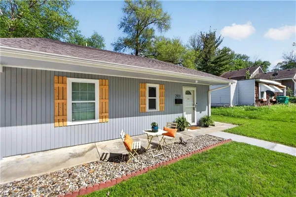 $245,000 | 2901 South 50 Street, Kansas City, KS 66106