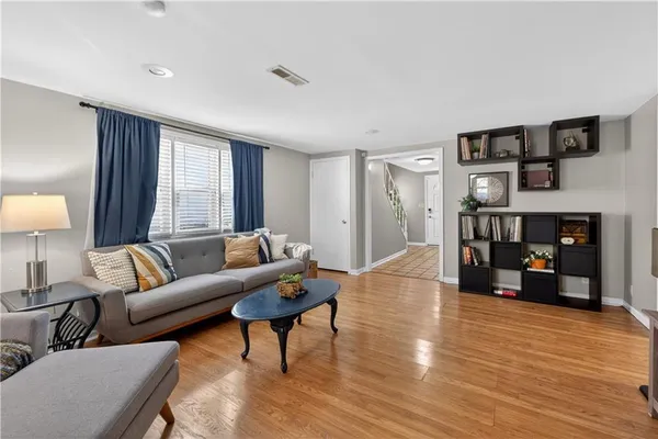 $245,000 | 2901 South 50 Street, Kansas City, KS 66106