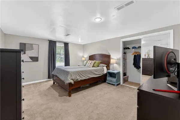 $245,000 | 2901 South 50 Street, Kansas City, KS 66106