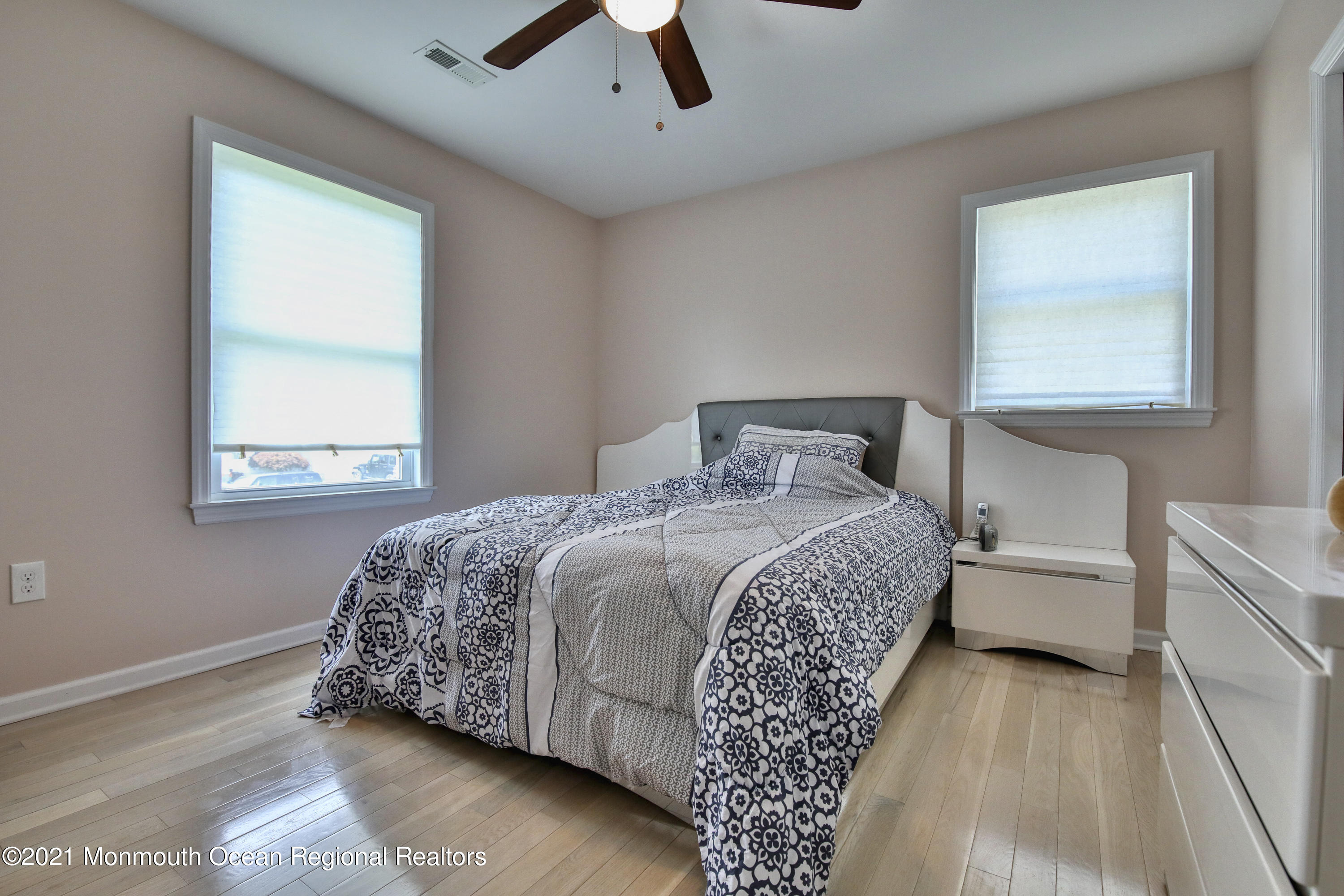 103 Milford Road Neptune Township, NJ 07753 - Photo 12 of 26 8K6A9109