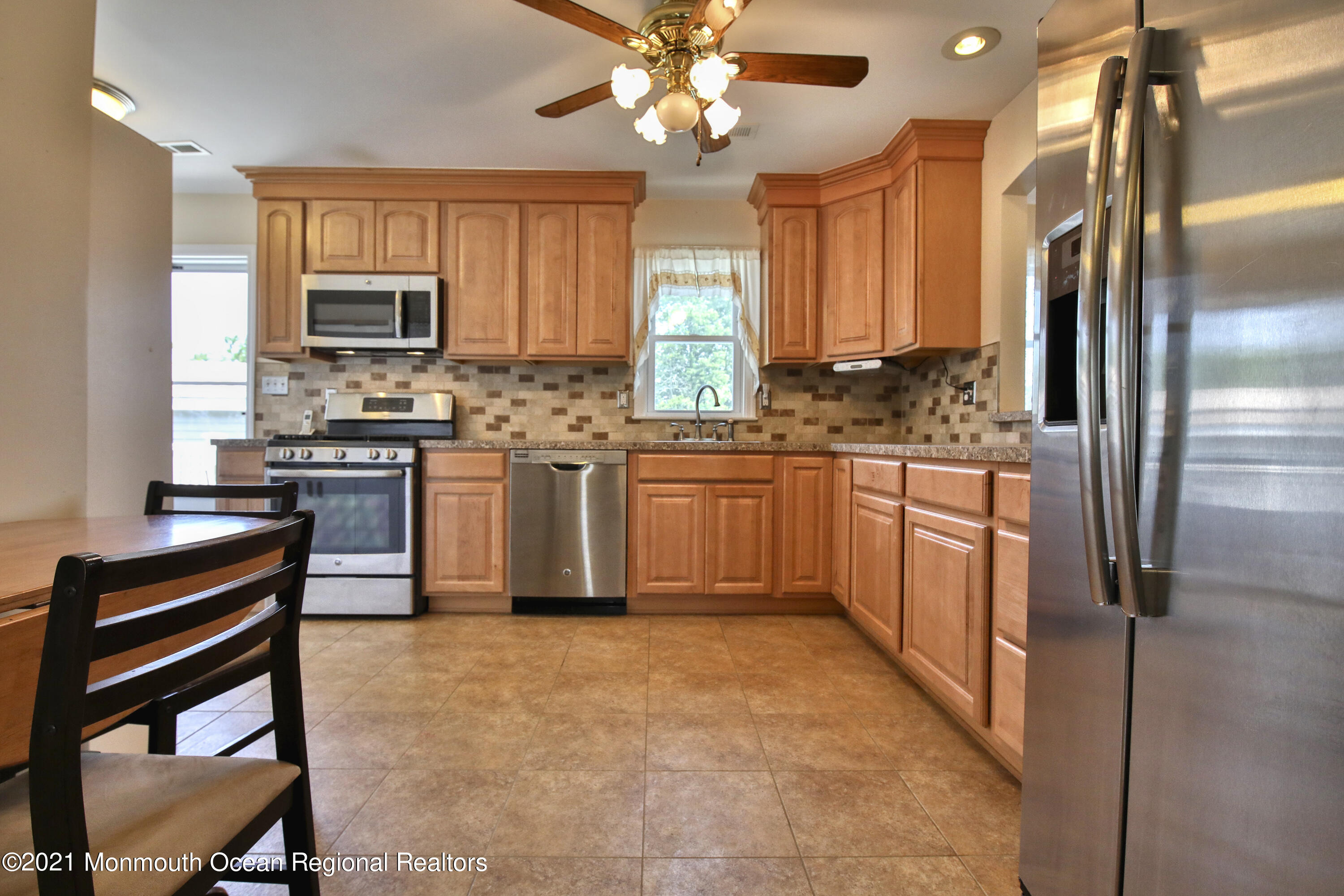 103 Milford Road Neptune Township, NJ 07753 - Photo 6 of 26 8K6A9094