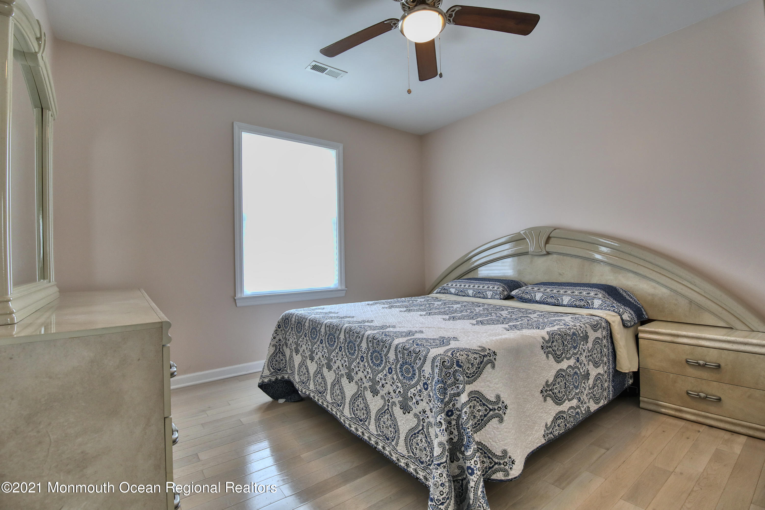 103 Milford Road Neptune Township, NJ 07753 - Photo 10 of 26 8K6A9104