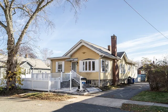 $599,000 | 34 Glendale Avenue, Peabody, MA 01960