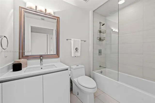 $2,990,000 | 2200 North Ocean Boulevard, Unit N206, Fort Lauderdale, FL 33305