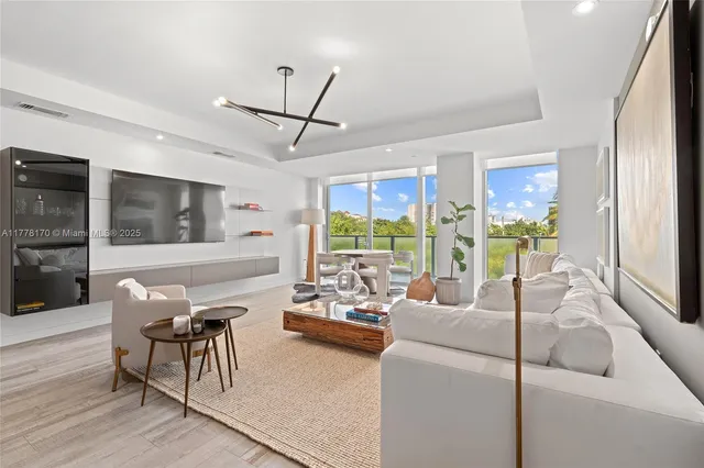 $2,990,000 | 2200 North Ocean Boulevard, Unit N206, Fort Lauderdale, FL 33305