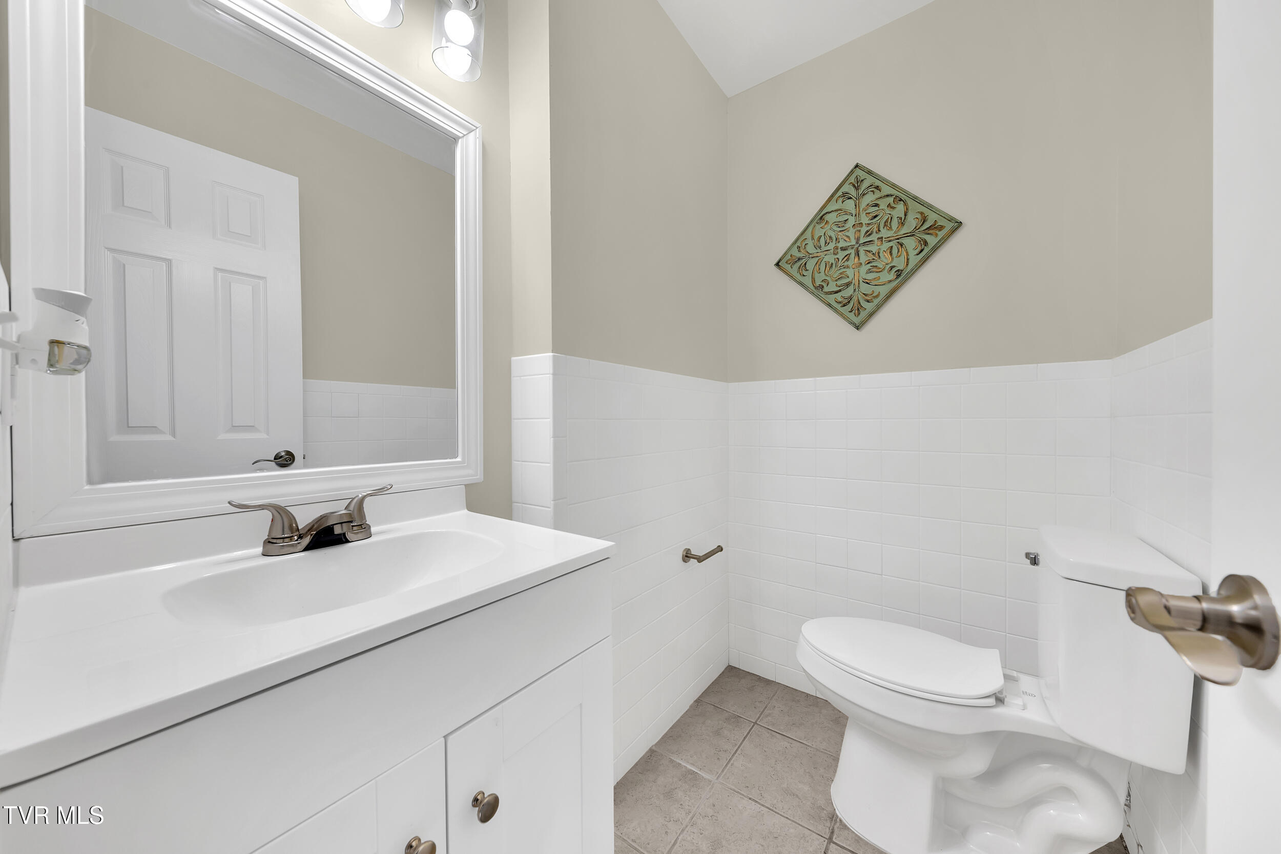 398 Hales Chapel Road Gray, TN 37615 - Photo 29 of 67 29_39