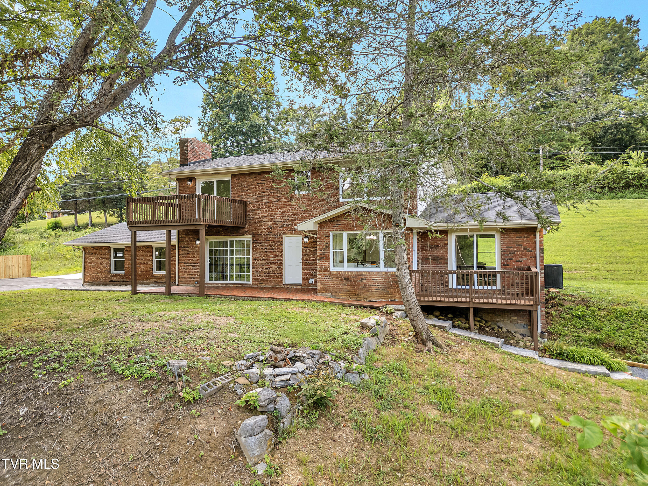 398 Hales Chapel Road Gray, TN 37615 - Photo 55 of 67 55_04