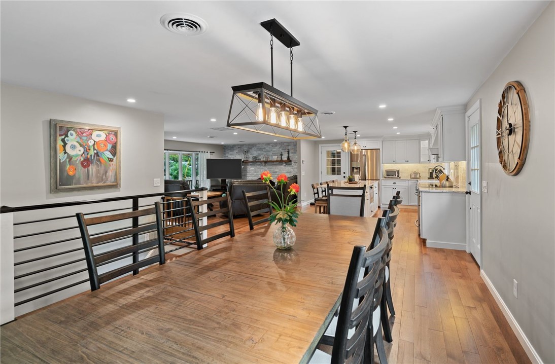 304 John Franklin Road Coventry, RI 02831 - Photo 8 of 46