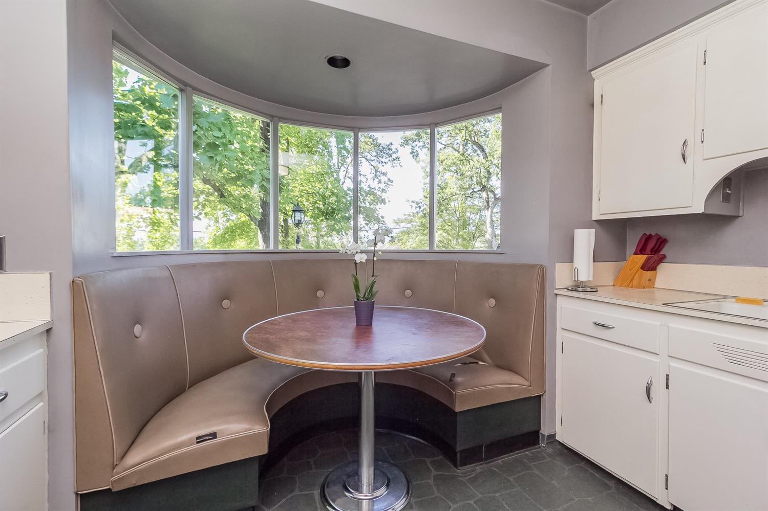 2675 Hillcrest Road Medford, OR 97504 - Photo 15 of 29 Additional Photo