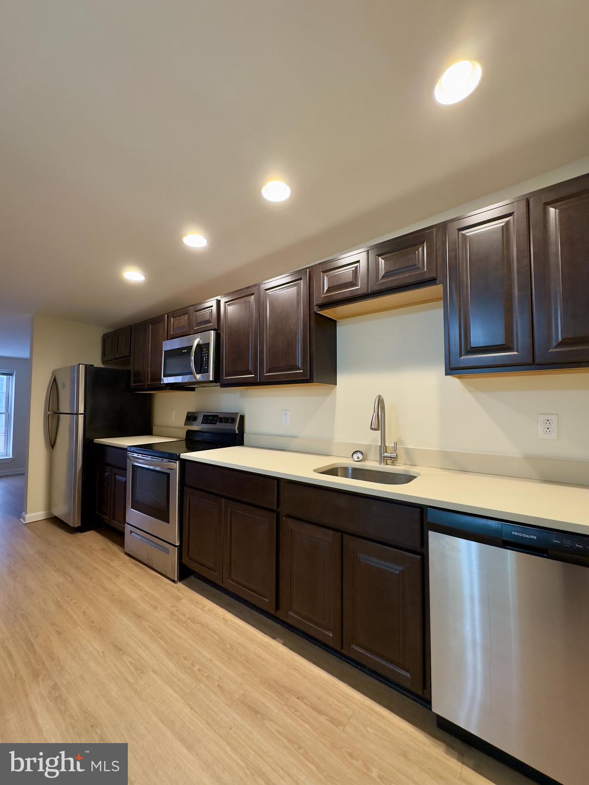 411 North Howard Street, Unit 204 Baltimore, MD 21201 - Photo 4 of 11