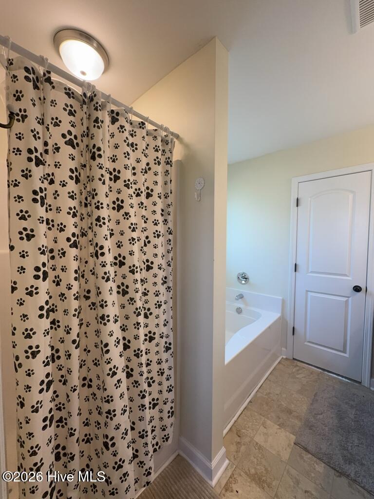 101 Barnhouse Road Jacksonville, NC 28546 - Photo 16 of 31 Primary Bathroom