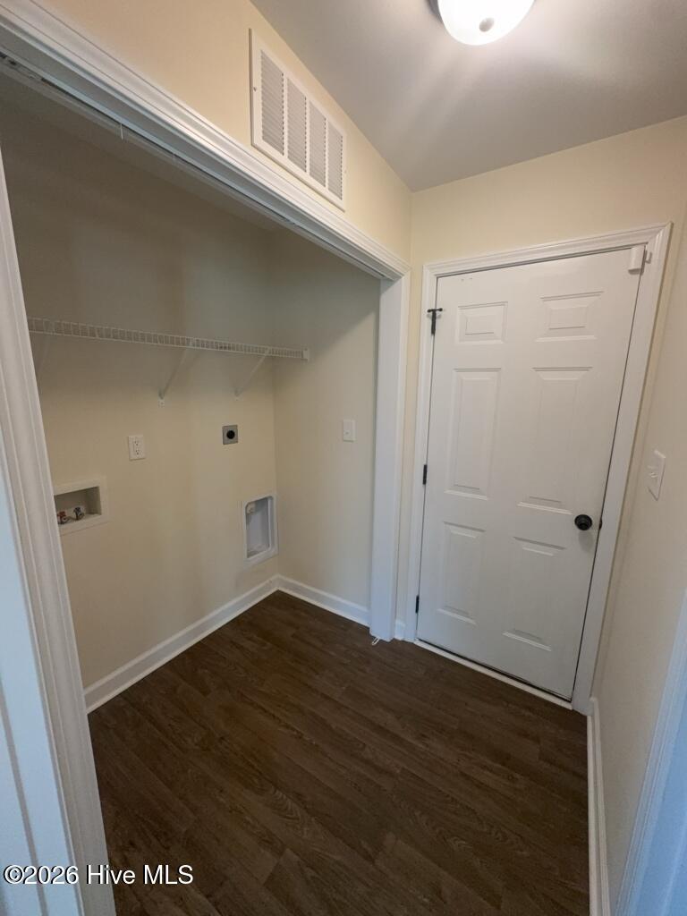 101 Barnhouse Road Jacksonville, NC 28546 - Photo 28 of 31 Laundry Area