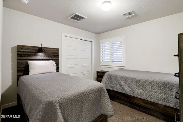$459,000 | 7809 Enchanted Cir Drive, El Paso, TX 79911