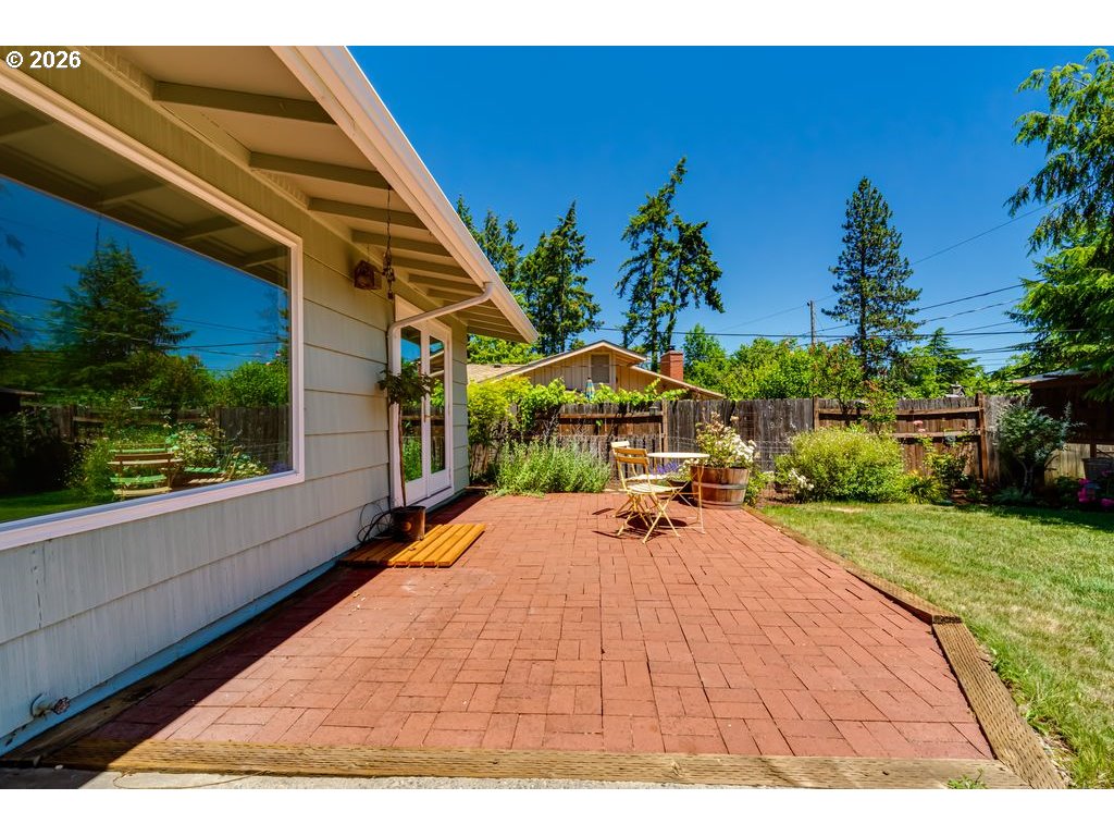 4355 Pearl Street Eugene, OR 97405 - Photo 35 of 47