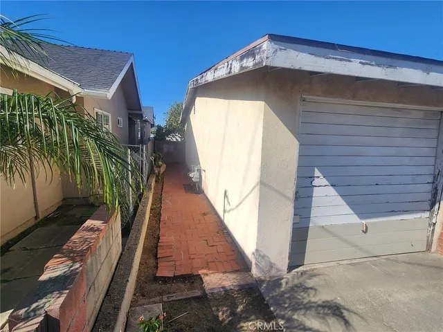 $1,100,000 | 812 North Euclid Street, Santa Ana, CA 92703