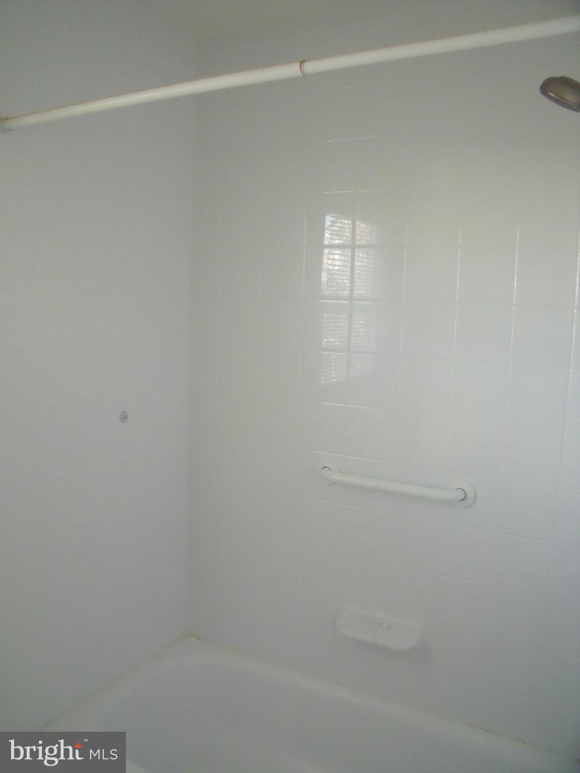 8110 Viola Street Springfield, VA 22152 - Photo 26 of 30 Full Bath