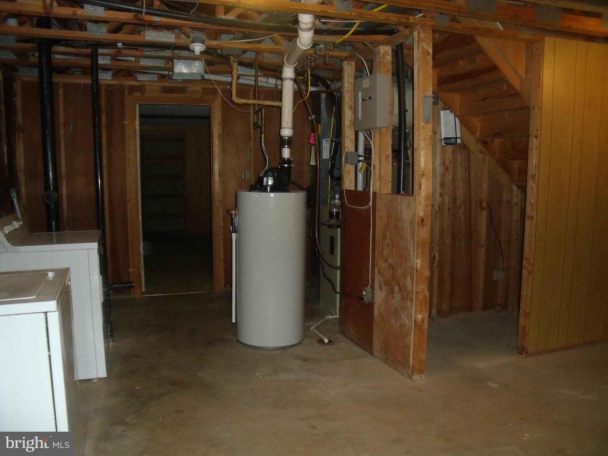 8110 Viola Street Springfield, VA 22152 - Photo 28 of 30 Basement