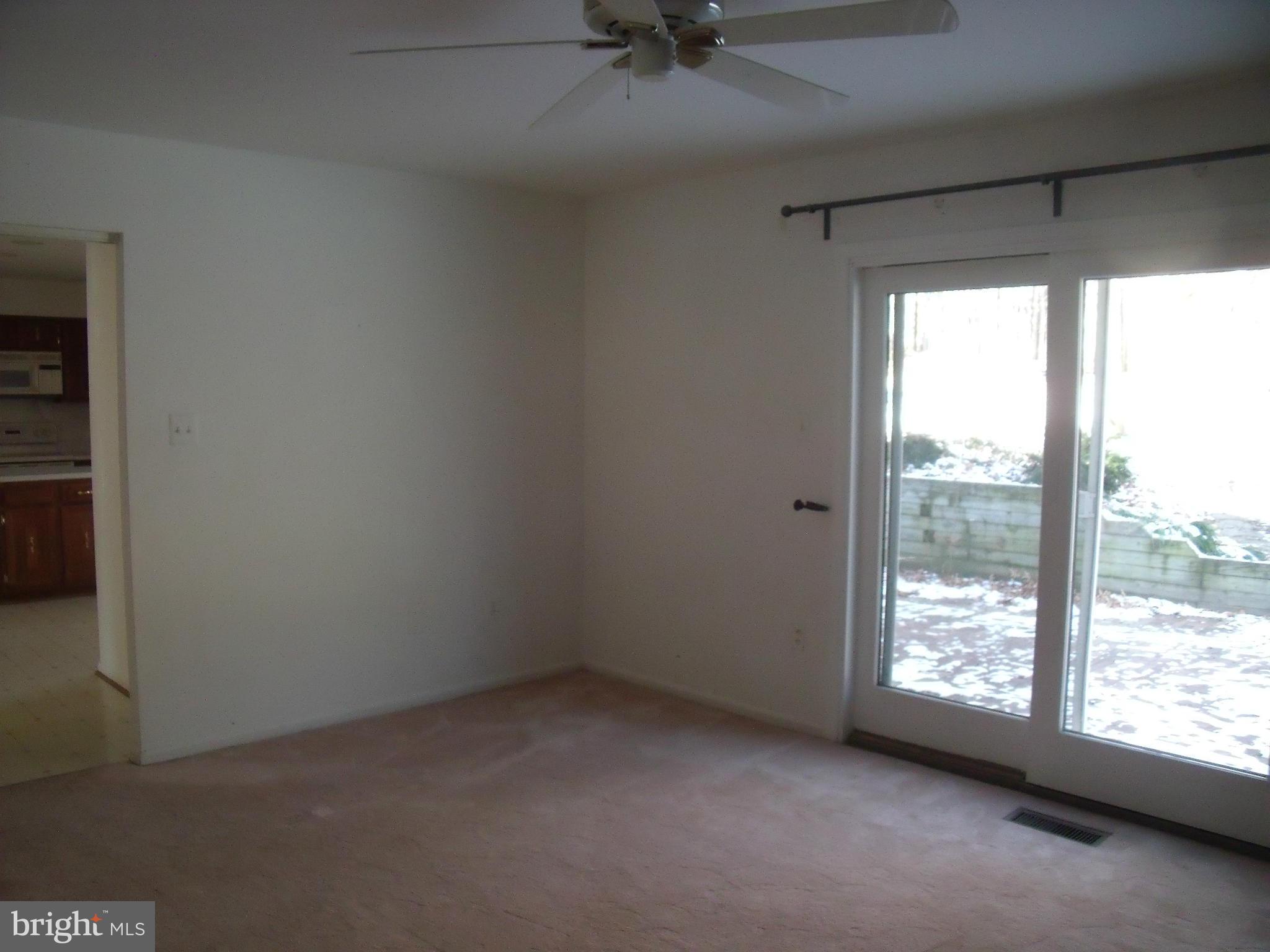 8110 Viola Street Springfield, VA 22152 - Photo 10 of 30 Family Room
