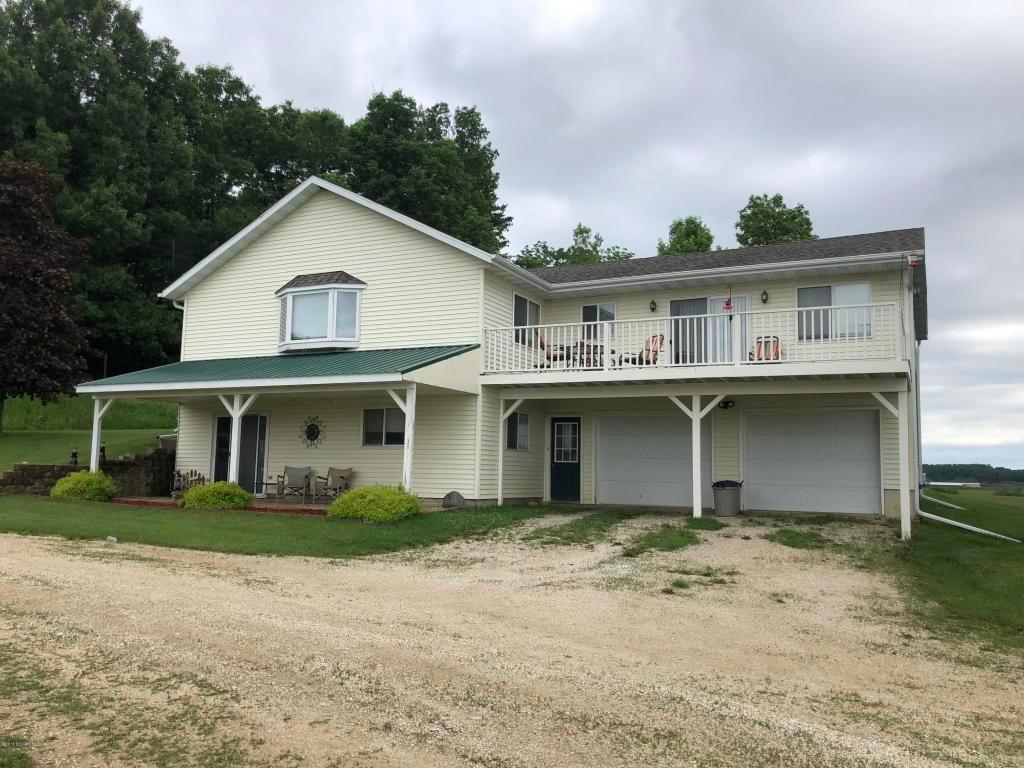 3022 Pleasant View Road Decorah, IA 52101 - Photo 1 of 1 Gallery Image 1