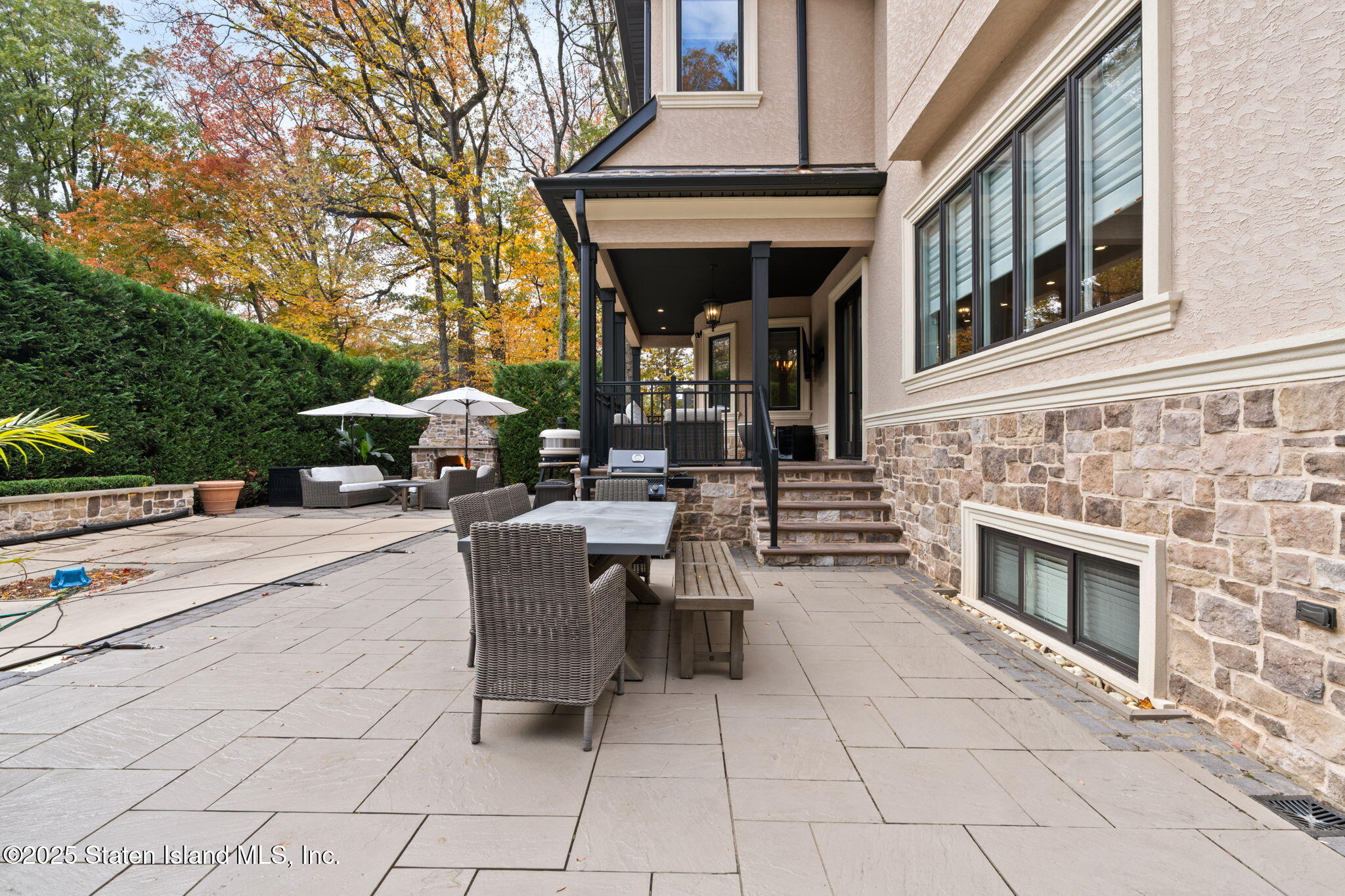 312 London Road Staten Island, NY 10306 - Photo 75 of 82 321 London Rd
