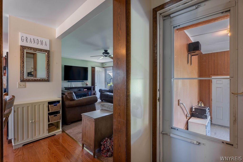 3889 Slusaric Road Wheatfield, NY 14120 - Photo 11 of 50