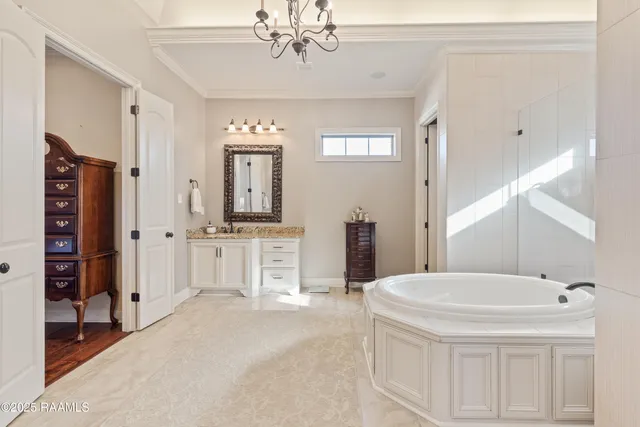 $744,900 | 203 Rue De Chambery, Broussard, LA 70518