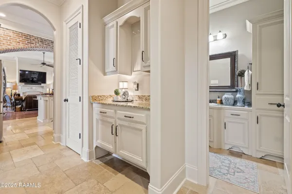 $744,900 | 203 Rue De Chambery, Broussard, LA 70518