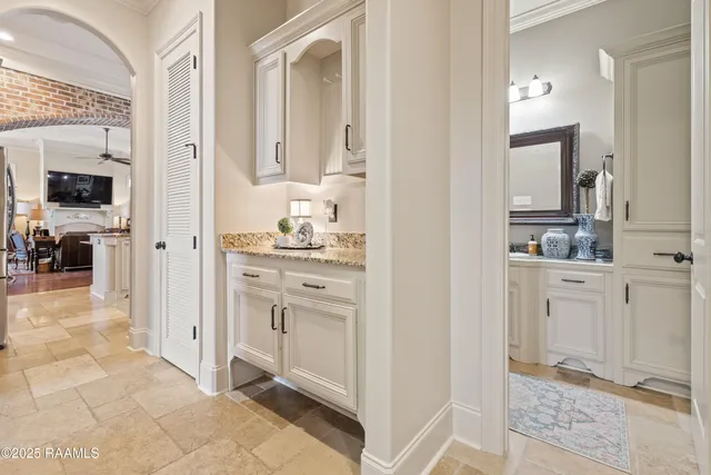 $744,900 | 203 Rue De Chambery, Broussard, LA 70518