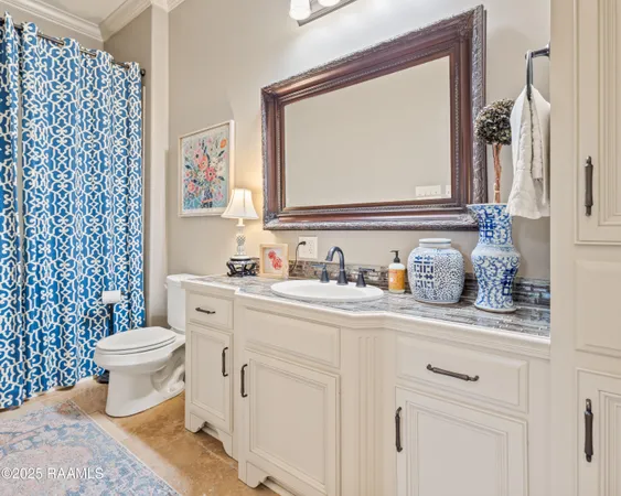 $744,900 | 203 Rue De Chambery, Broussard, LA 70518