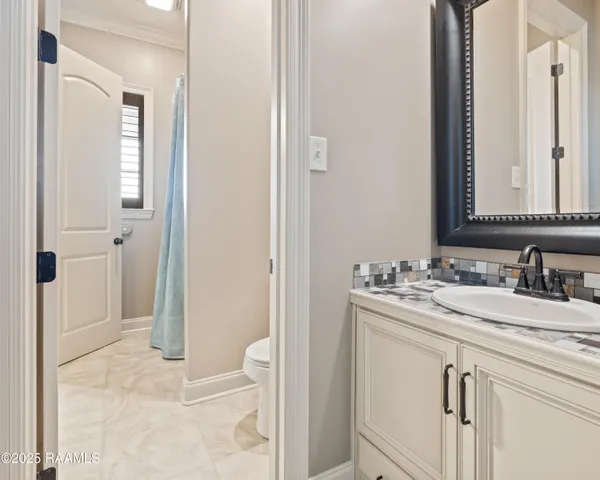 $744,900 | 203 Rue De Chambery, Broussard, LA 70518