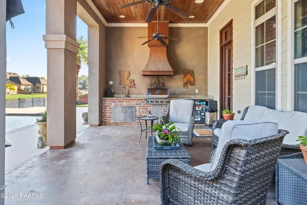 $744,900 | 203 Rue De Chambery, Broussard, LA 70518