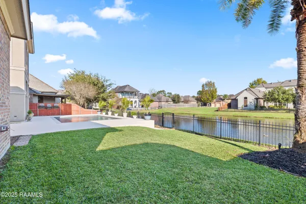 $744,900 | 203 Rue De Chambery, Broussard, LA 70518