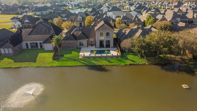$744,900 | 203 Rue De Chambery, Broussard, LA 70518