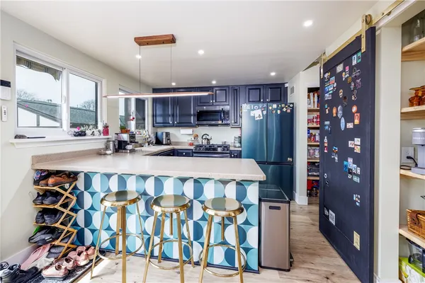 $259,900 | 143 New Wickham Drive, Penfield, NY 14526