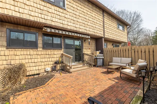 $259,900 | 143 New Wickham Drive, Penfield, NY 14526