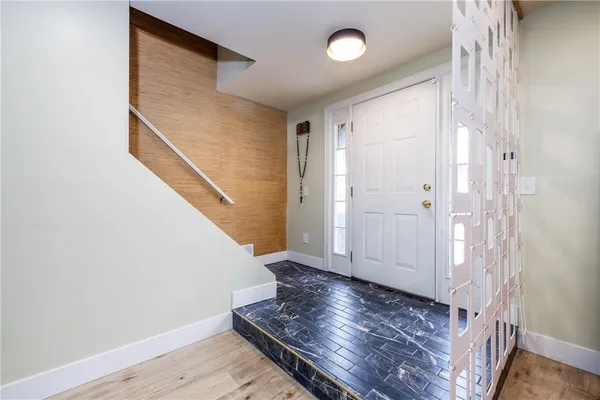 $259,900 | 143 New Wickham Drive, Penfield, NY 14526