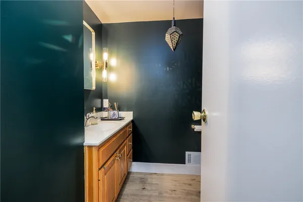 $259,900 | 143 New Wickham Drive, Penfield, NY 14526