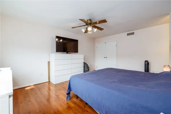 $259,900 | 143 New Wickham Drive, Penfield, NY 14526