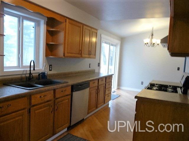 7 Partridge Lane Ishpeming, MI 49849 - Photo 4 of 15 Gallery Image 4