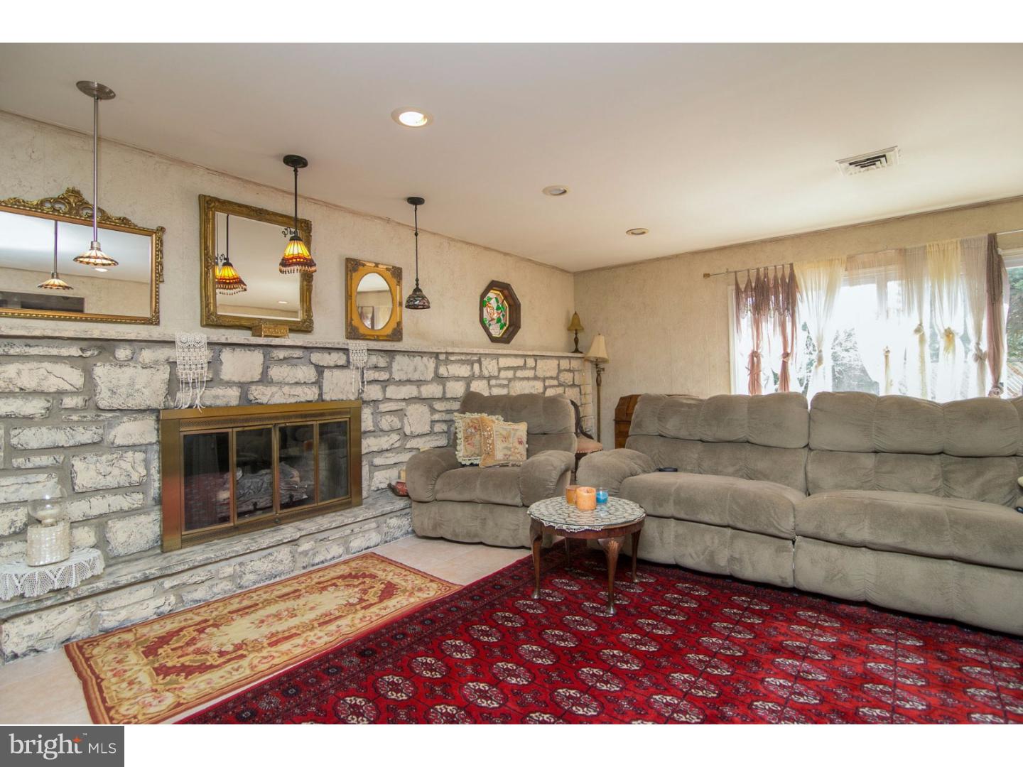 3715 Ridgeview Road Huntingdon Valley, PA 19006 - Photo 2 of 24 Gallery Image 2