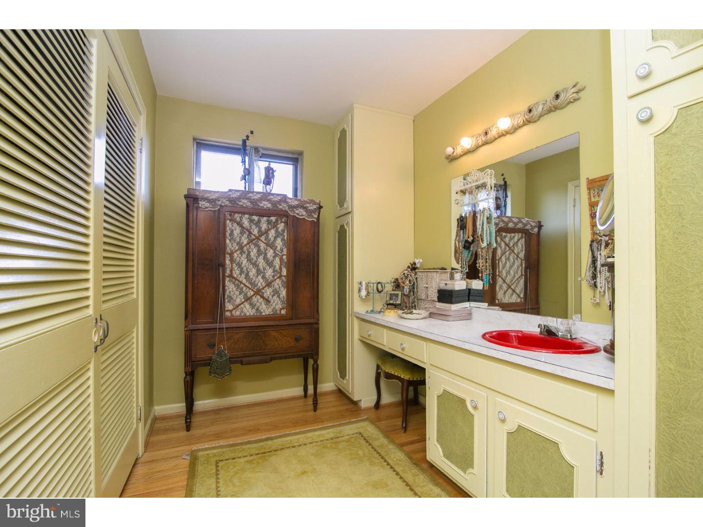 3715 Ridgeview Road Huntingdon Valley, PA 19006 - Photo 16 of 24 Gallery Image 16