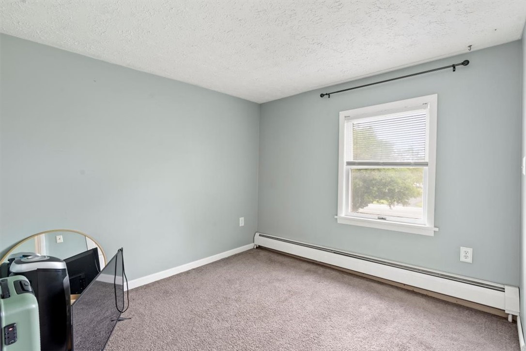 2989 Lyell Road Gates, NY 14606 - Photo 21 of 32