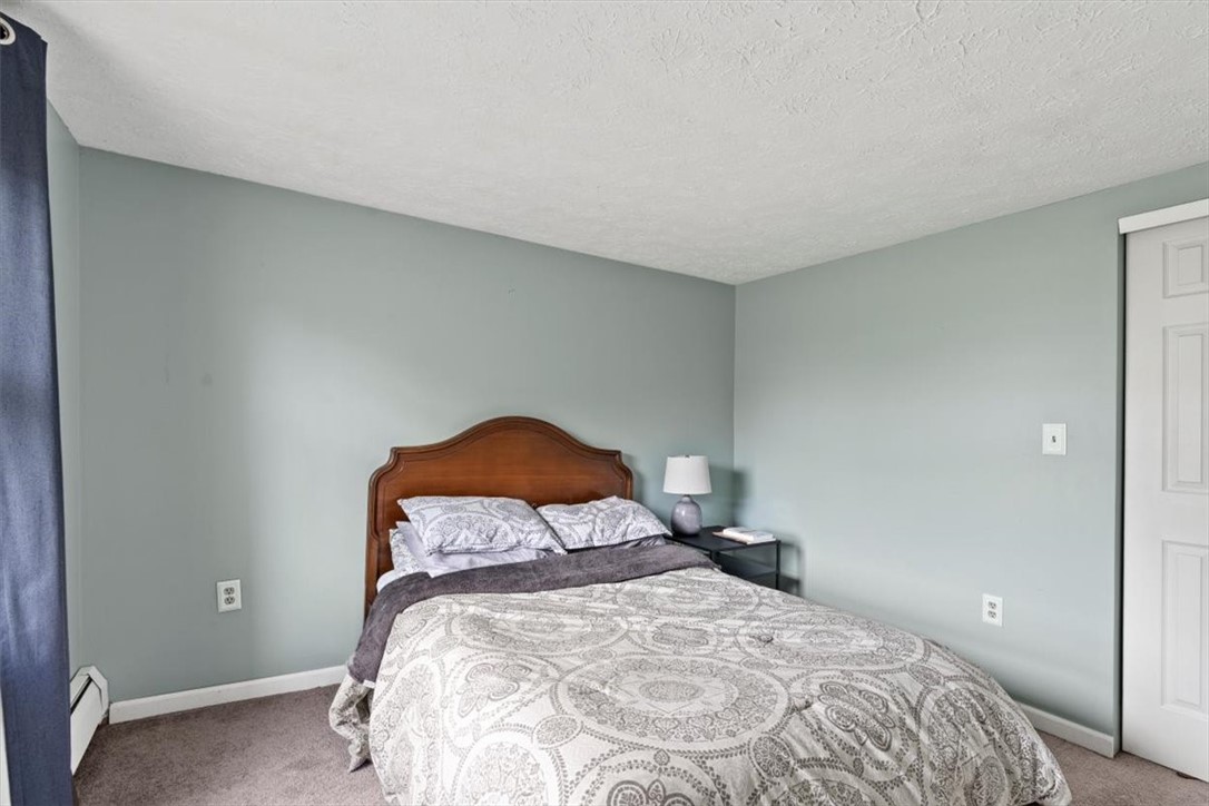 2989 Lyell Road Gates, NY 14606 - Photo 24 of 32