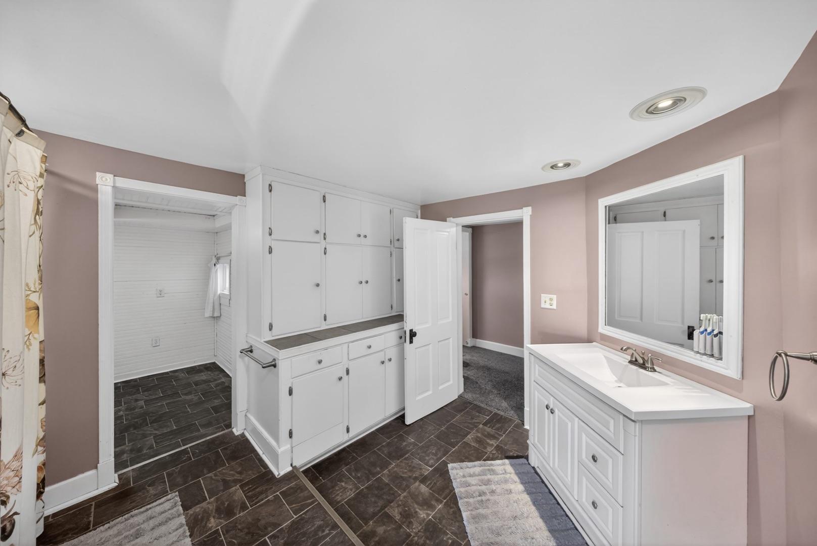 6703 Simpson Road Southeast Rochester, MN 55904 - Photo 19 of 36