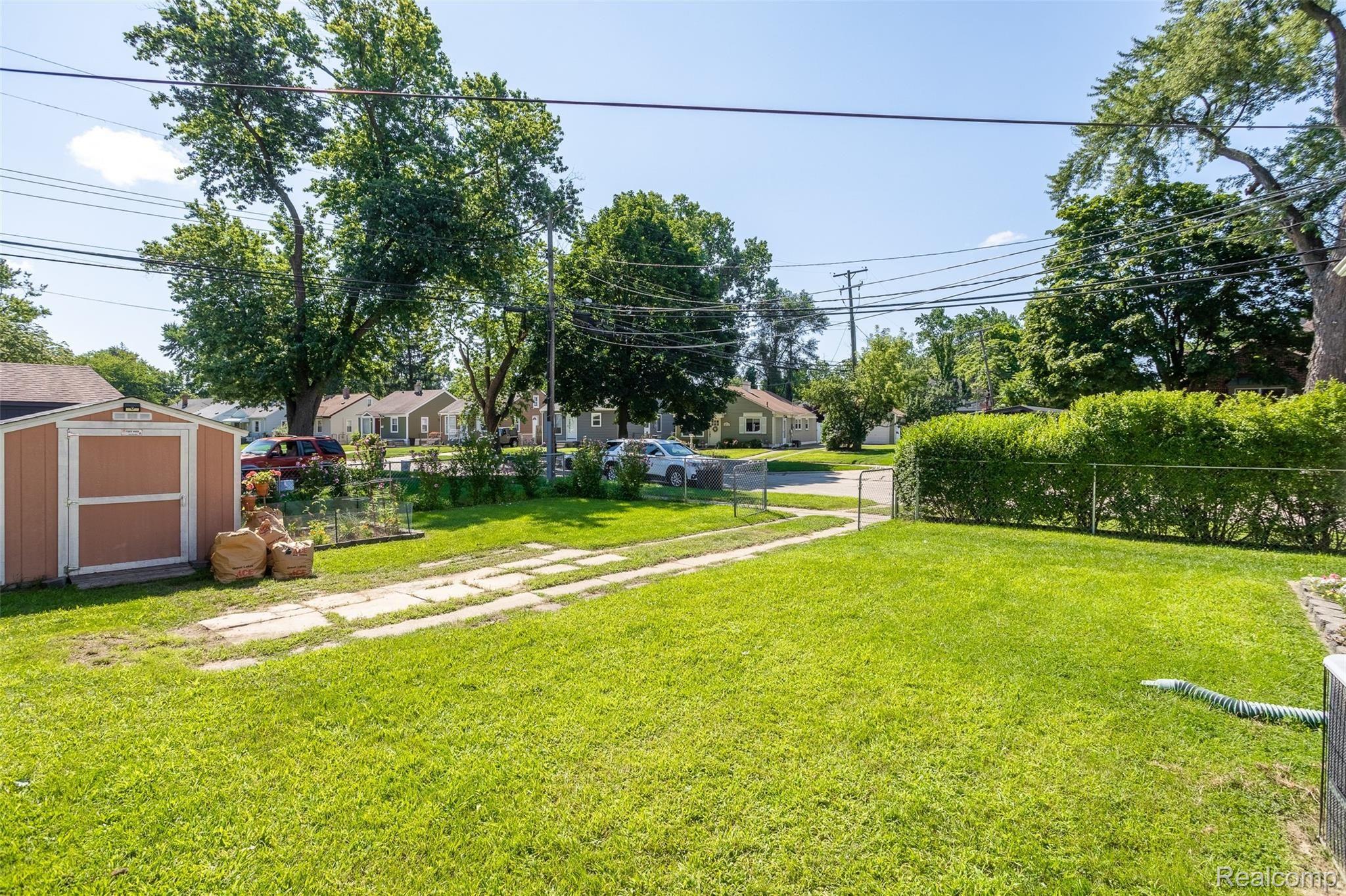 4500 South Rochester Road Royal Oak, MI 48073 - Photo 26 of 28 Krystin B-23.jpg
