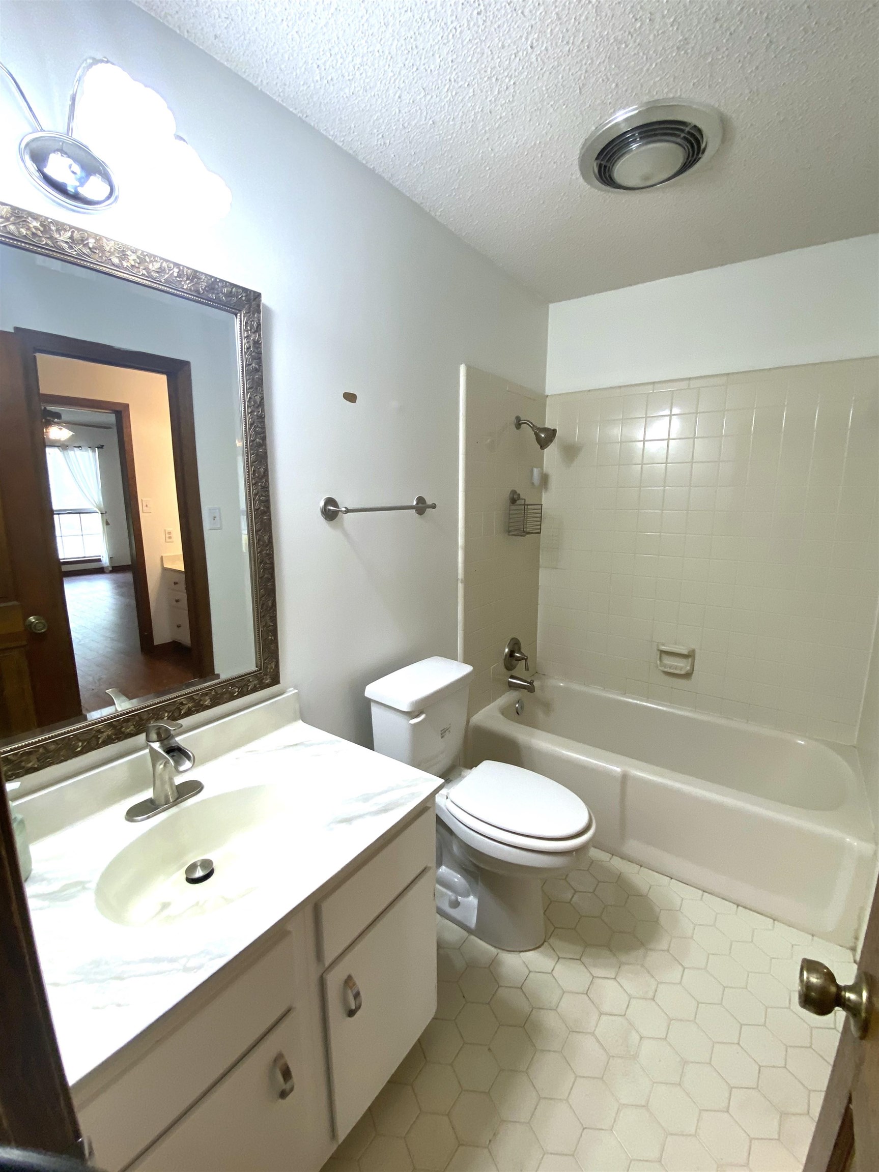 106 Meadow Circle Daphne, AL 36526 - Photo 20 of 32