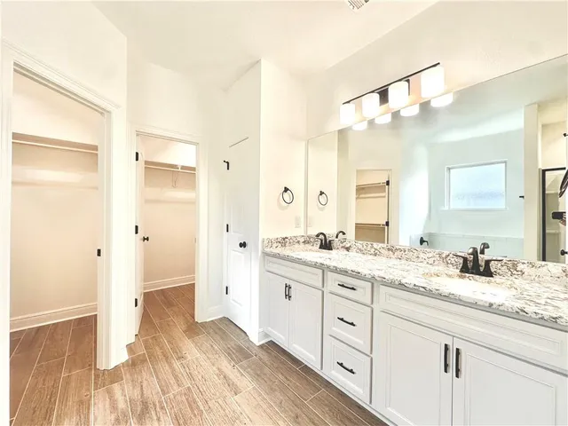 $2,600 | 42568 Wynstone Drive, Prairieville, LA 70769